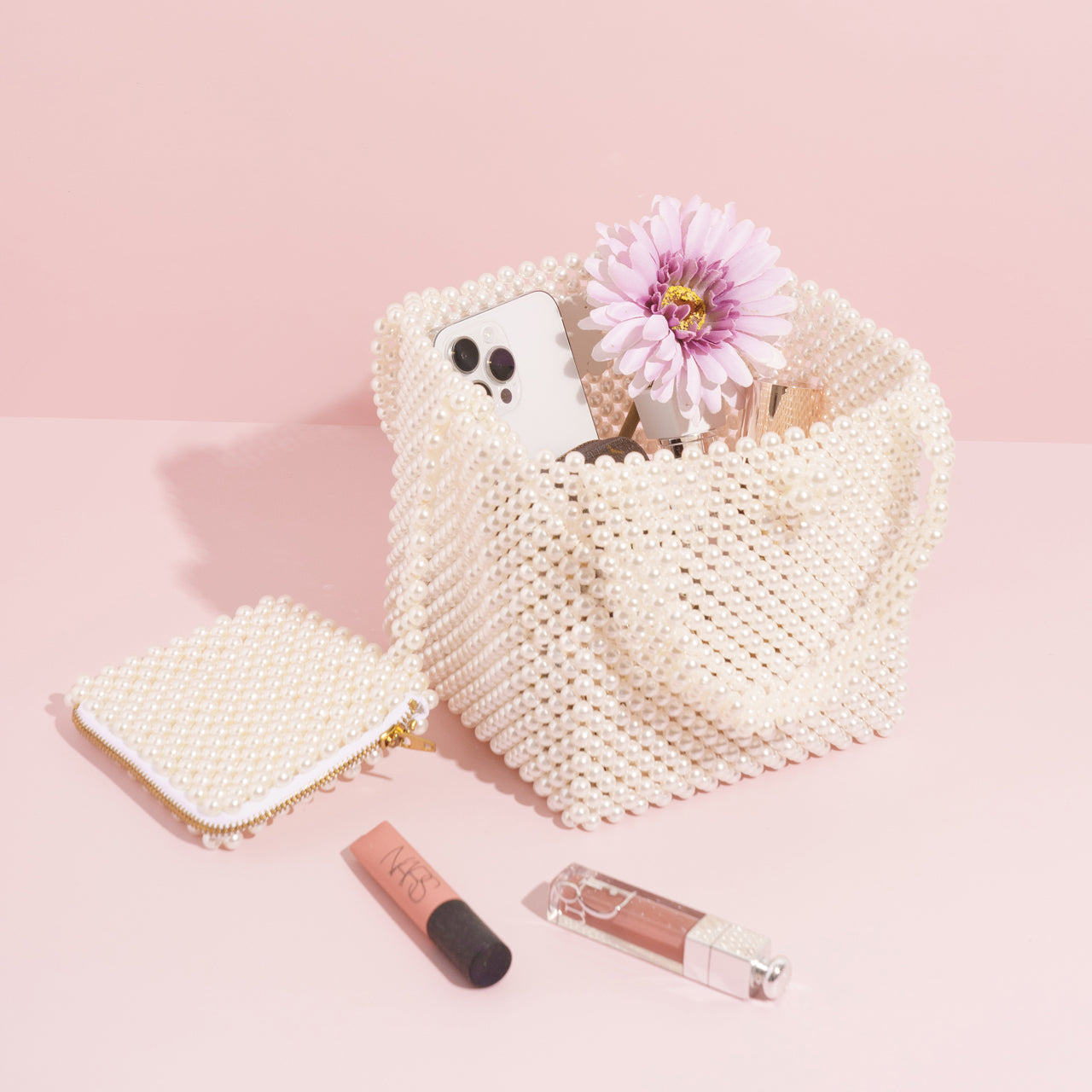 Pearl tote with mini porch