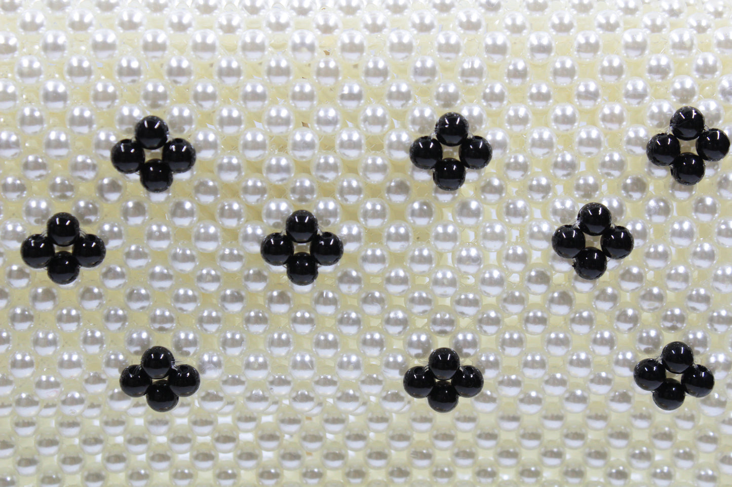 Black swan Pearl bag
