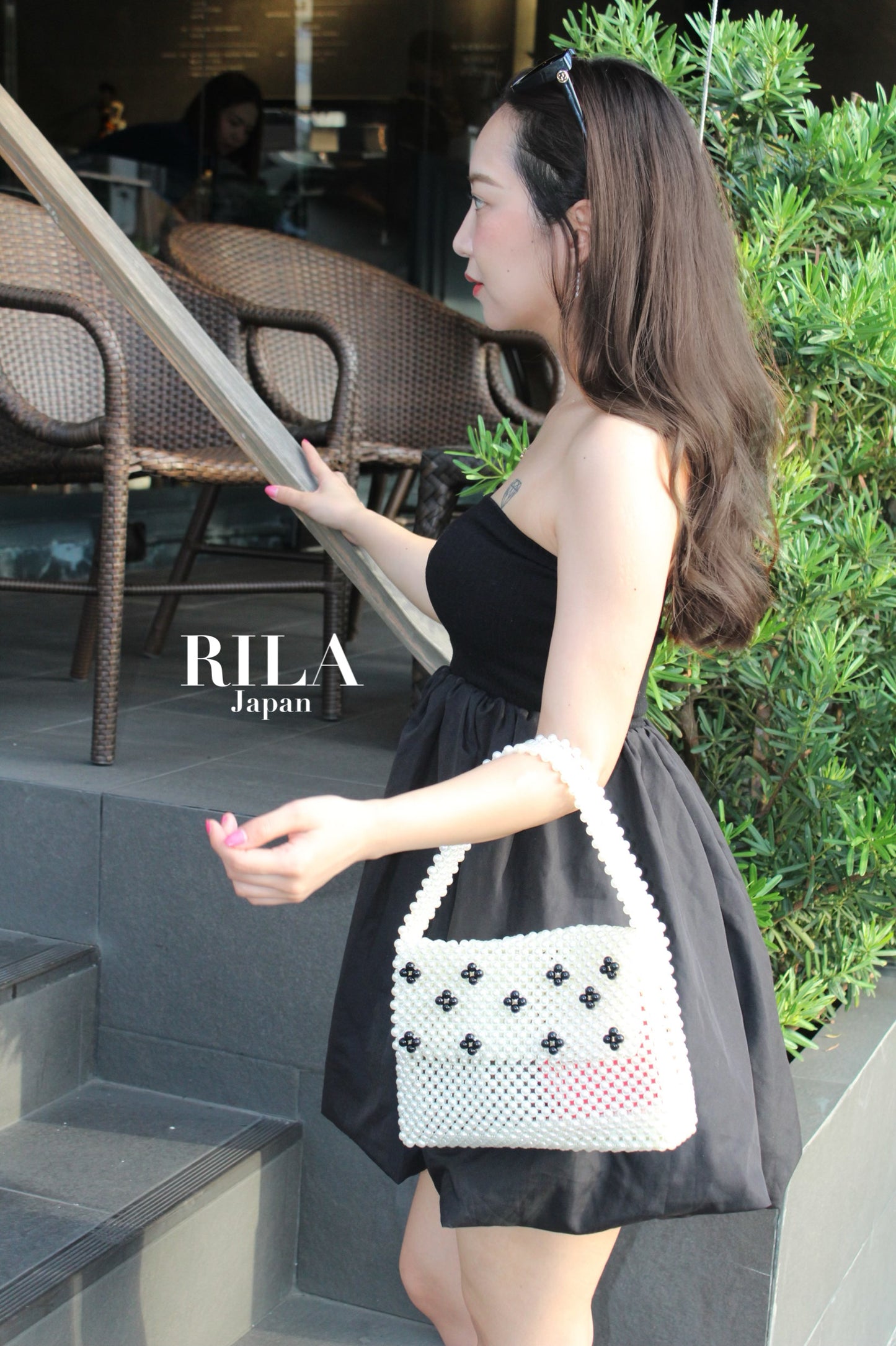 Black swan Pearl bag