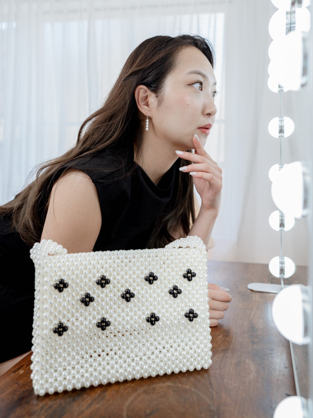 Black swan Pearl bag